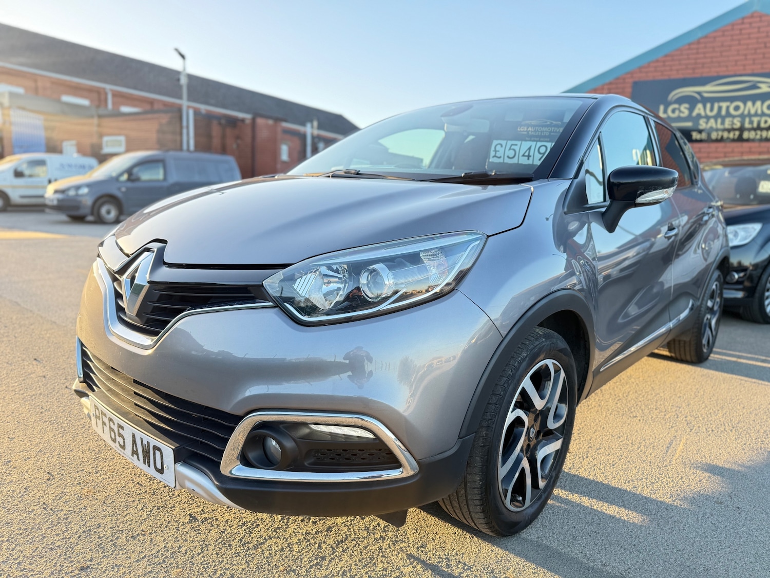 Used Renault Captur 2015 for sale - 77938283: Photo 3