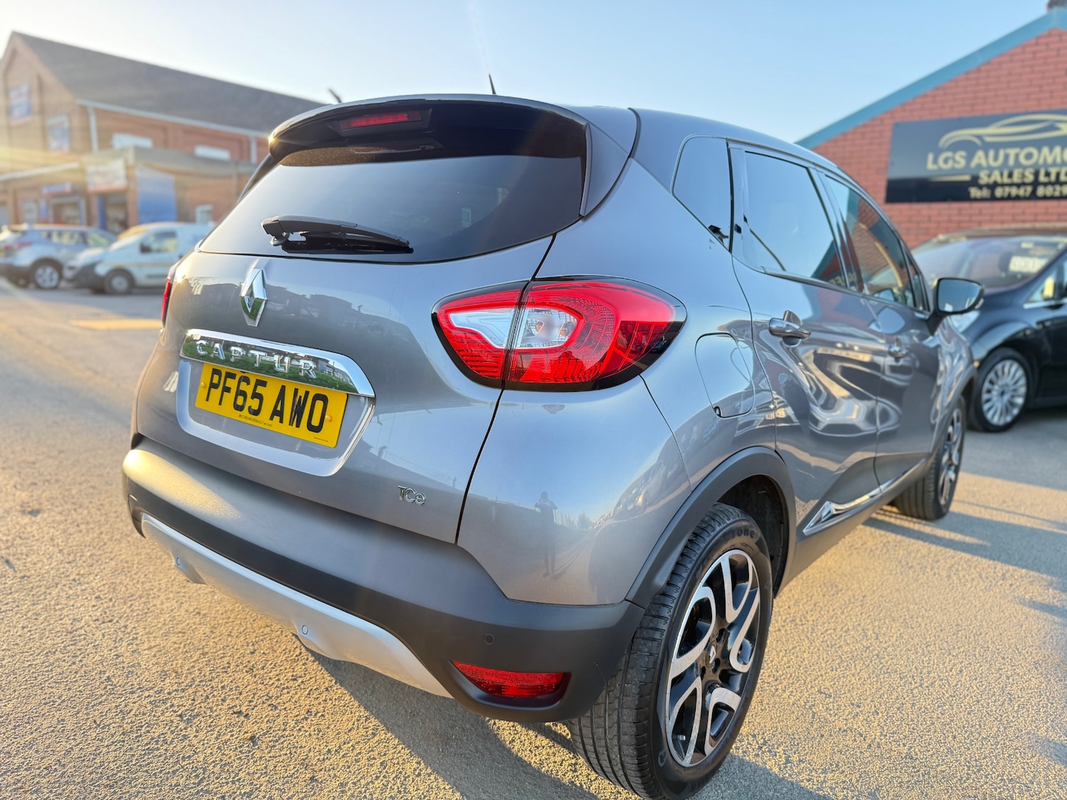 Used Renault Captur 2015 for sale - 77938283: Photo 8