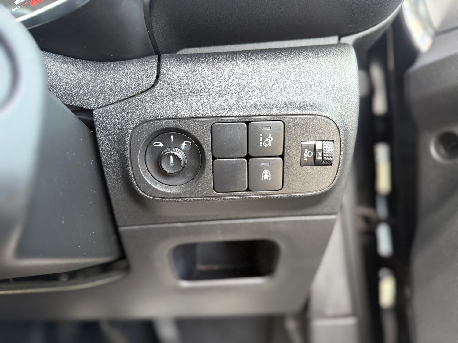 Used Citroen C3 2017 for sale - 76897143: Photo 11