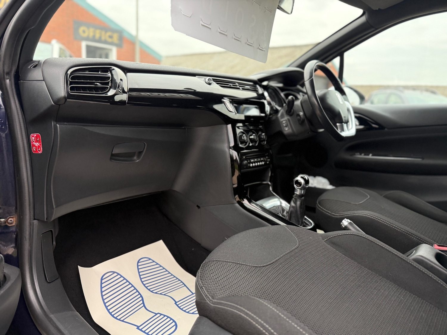 Used Citroen DS3 2014 for sale - 76396772: Photo 11