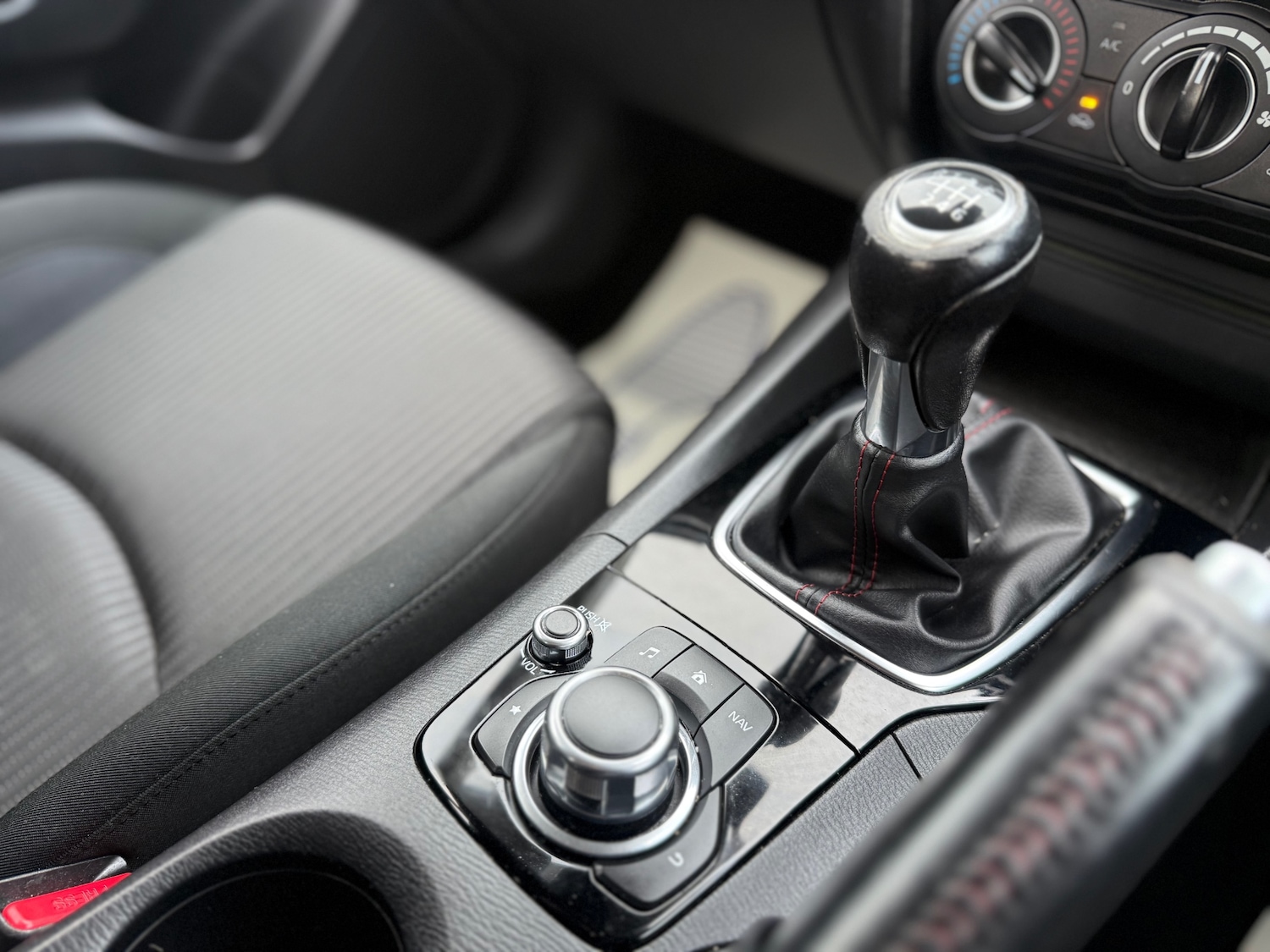 Used Mazda Mazda3 2014 for sale - 76854870: Photo 14