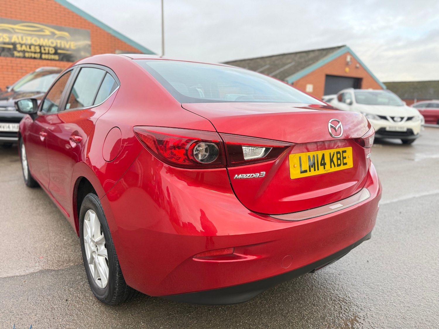 Used Mazda Mazda3 2014 for sale - 76854870: Photo 6