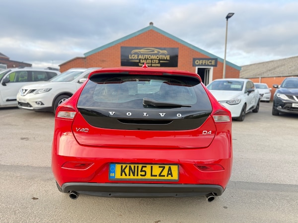 Used Volvo V40 2015 for sale - 76225155: Photo 7