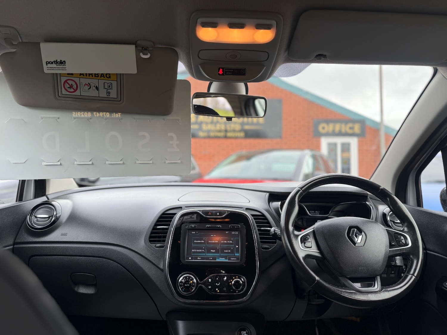 Used Renault Captur 2016 for sale - 77636530: Photo 12