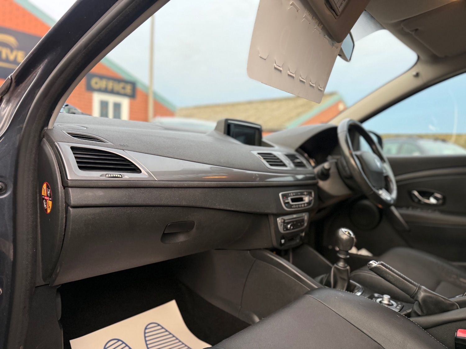 Used Renault Megane 2016 for sale - 76713336: Photo 11