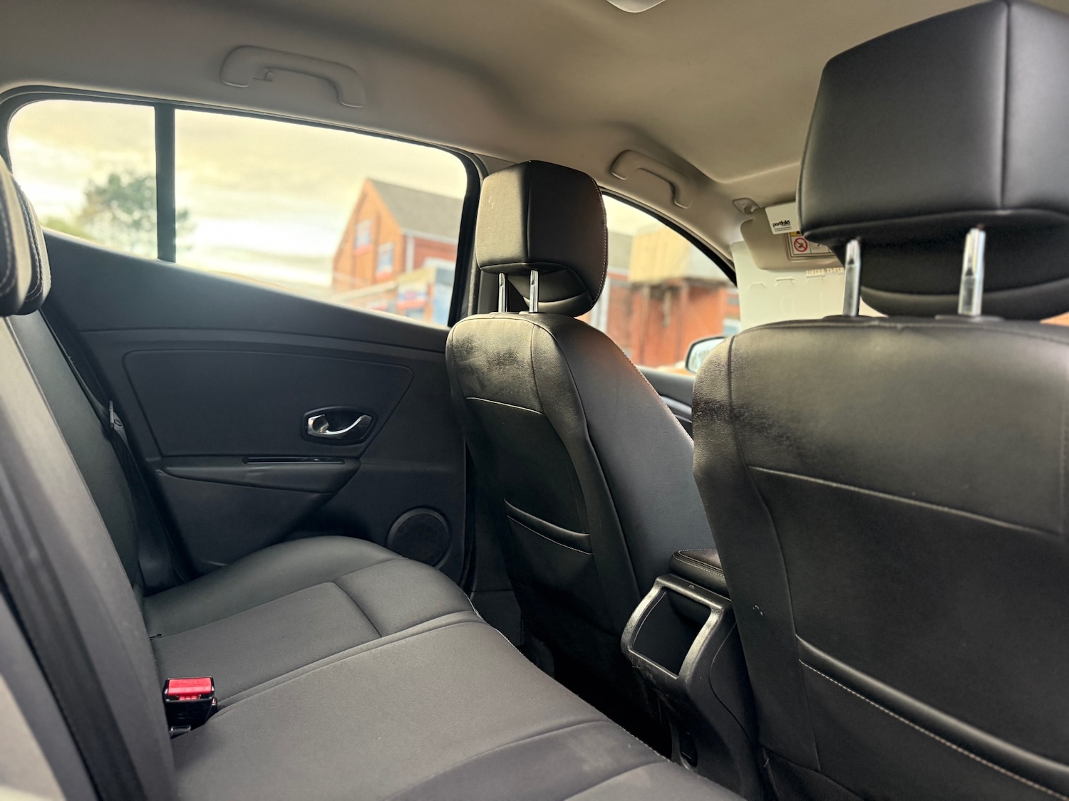 Used Renault Megane 2016 for sale - 76713336: Photo 12