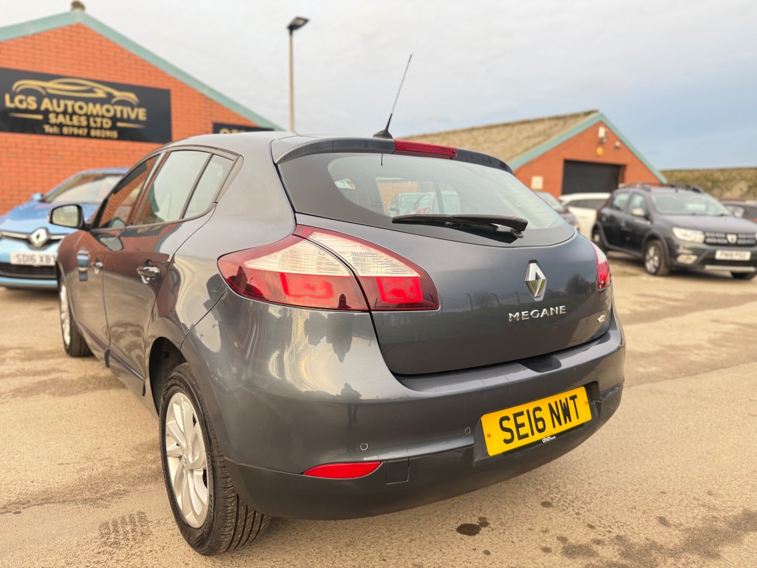 Used Renault Megane 2016 for sale - 76713336: Photo 6