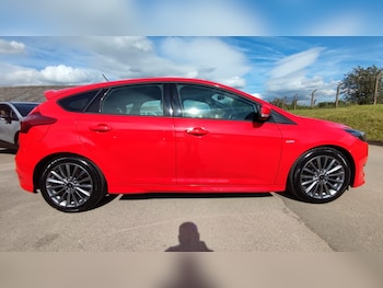 Used Ford Focus 2017 for sale - 78937183: Photo