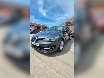 Used Renault Megane 2015 for sale - 78762734: Photo