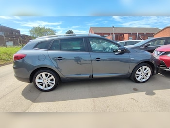 Used Renault Megane 2015 for sale - 78762734: Photo