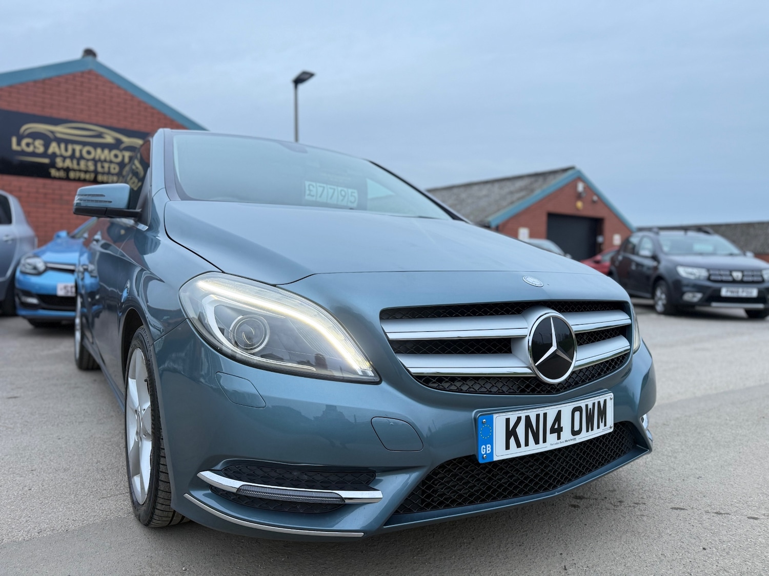 Used Mercedes-Benz B Class 2014 for sale - 76418531: Photo 1