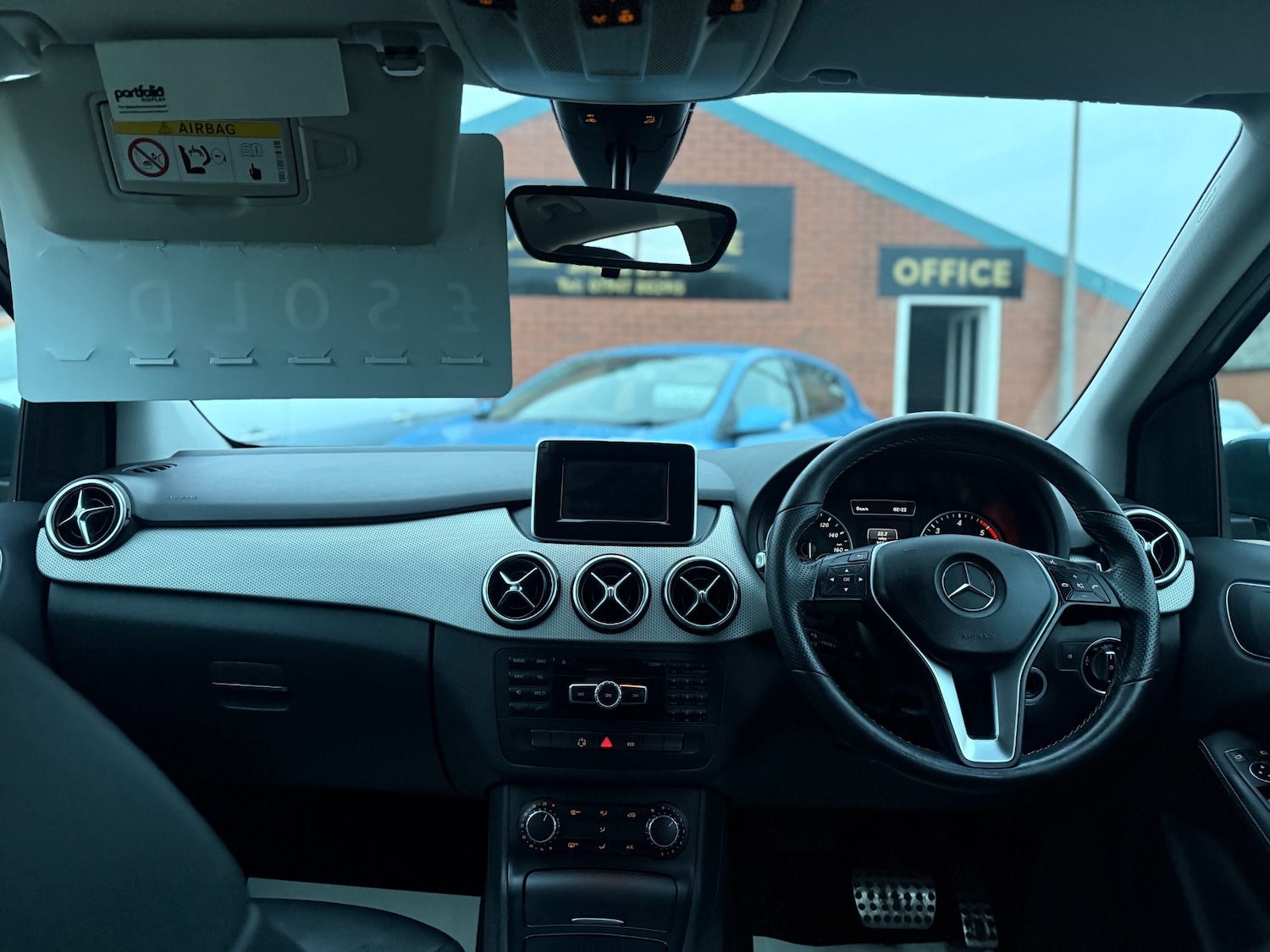 Used Mercedes-Benz B Class 2014 for sale - 76418531: Photo 10