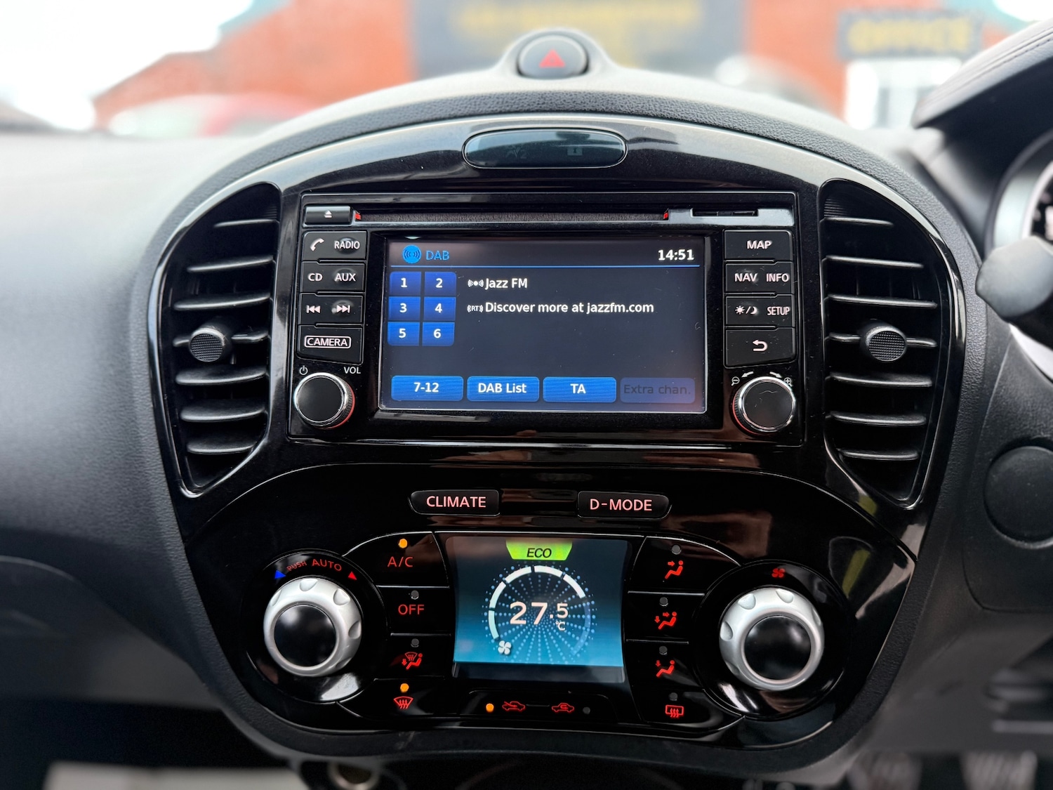 Used Nissan Juke 2015 for sale - 77065805: Photo 14