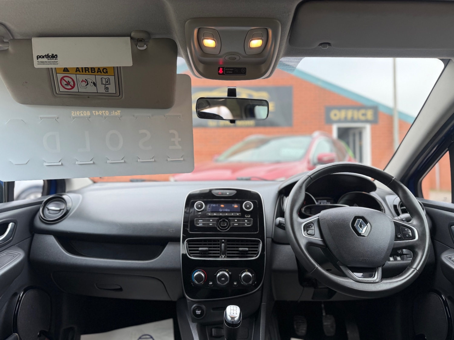 Used Renault Clio 2018 for sale - 77822113: Photo 10