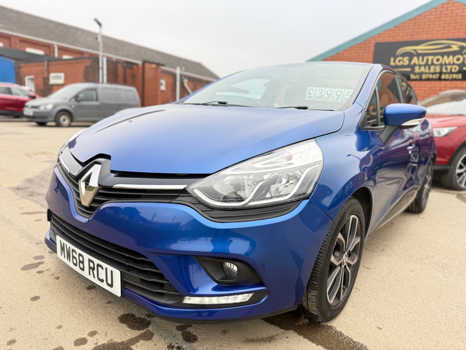 Used Renault Clio 2018 for sale - 77822113: Photo 3