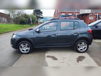 Used Dacia Sandero Stepway 2018 for sale - 75975727: Photo