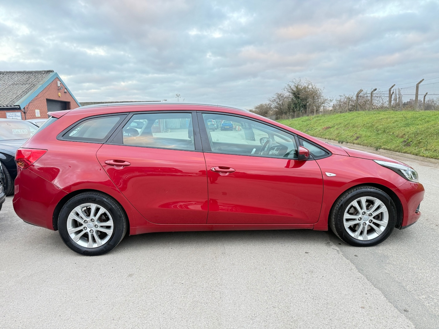 Used Kia Ceed 2013 for sale - 76910946: Photo 5