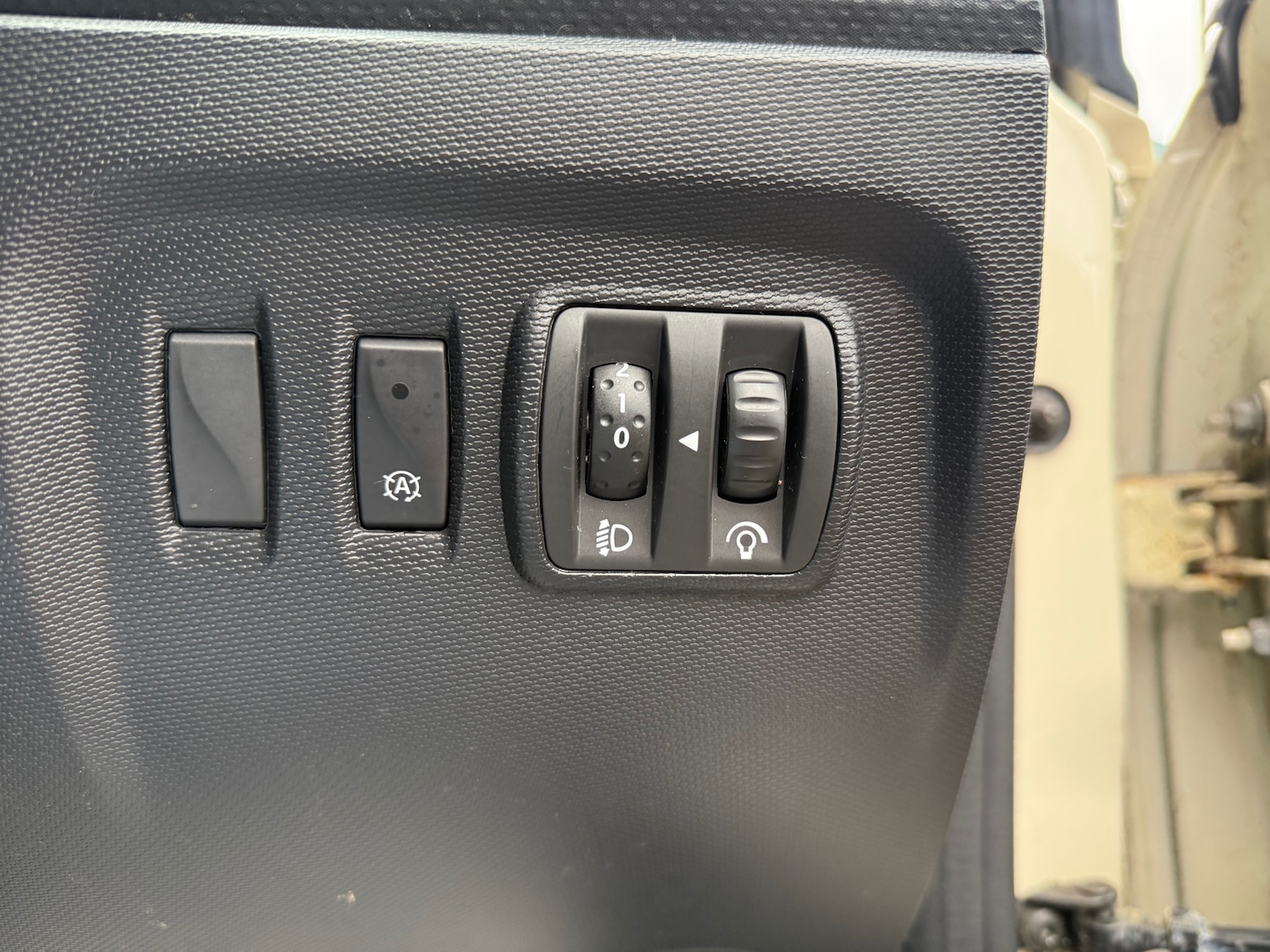 Used Renault Captur 2014 for sale - 77438500: Photo 10