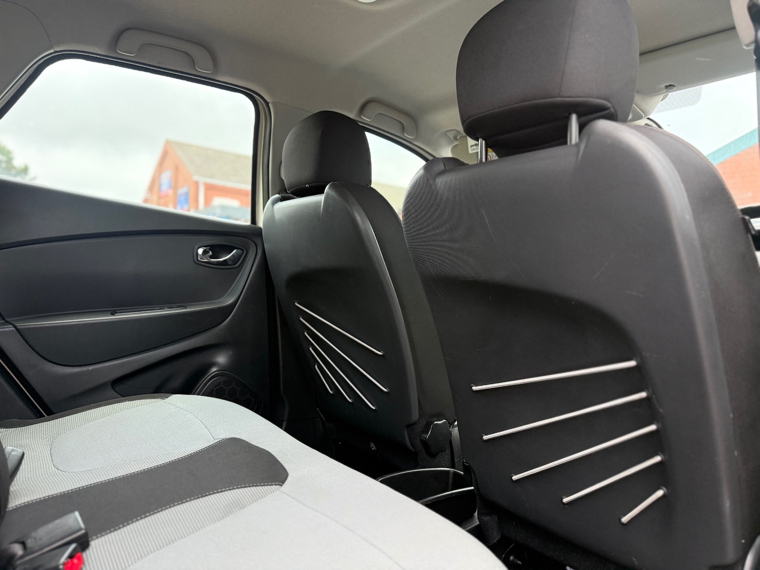 Used Renault Captur 2014 for sale - 77438500: Photo 17