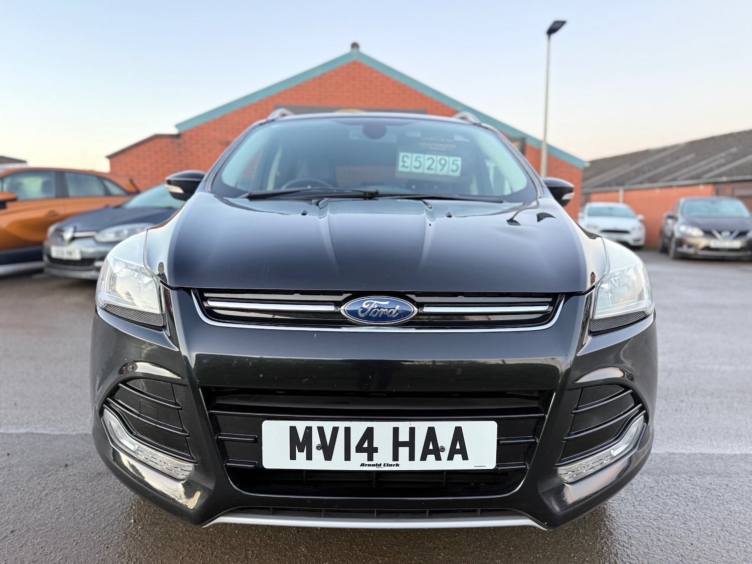 Used Ford Kuga 2014 for sale - 76741052: Photo 2