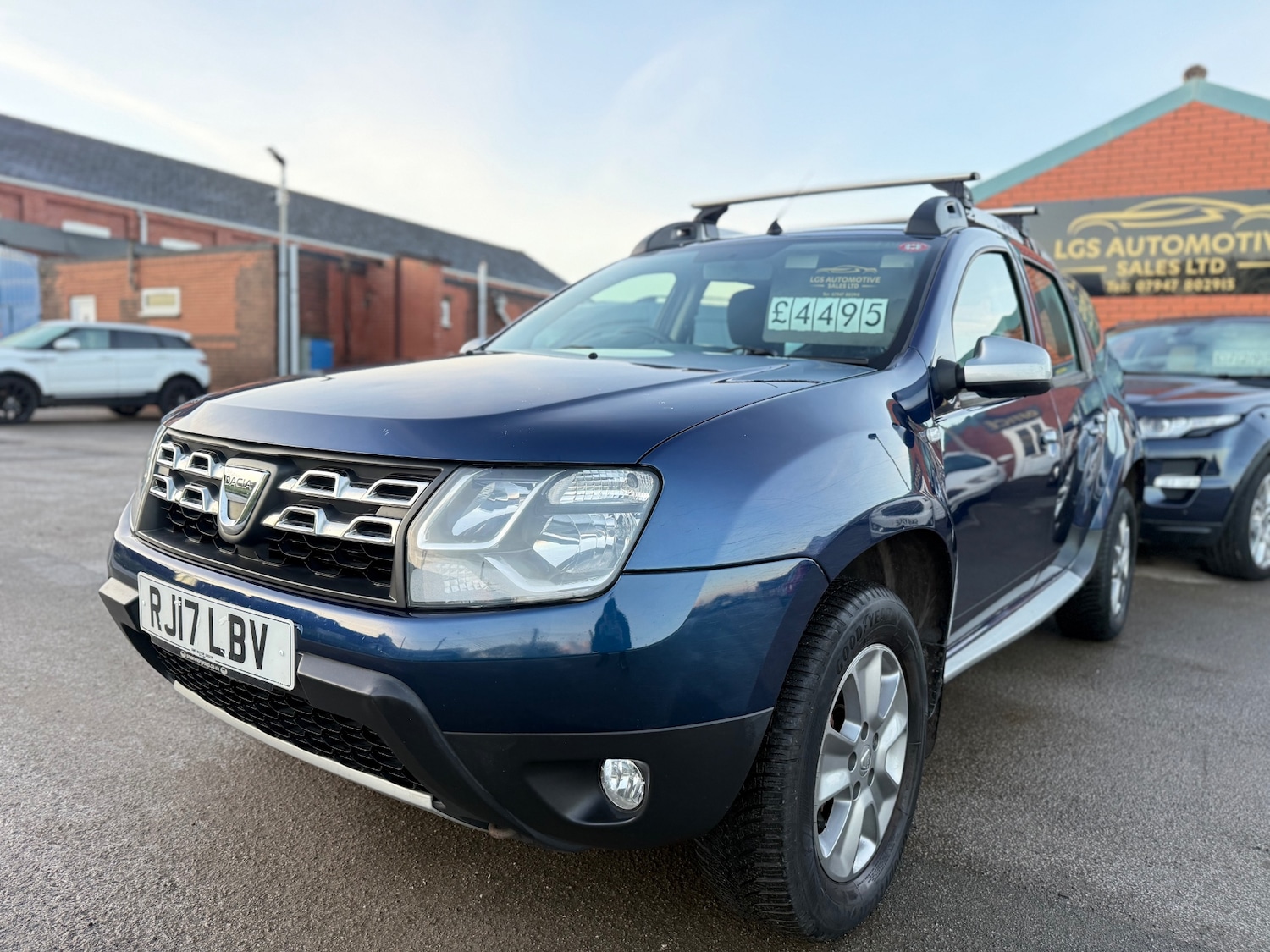 Used Dacia Duster 2017 for sale - 77162355: Photo 3