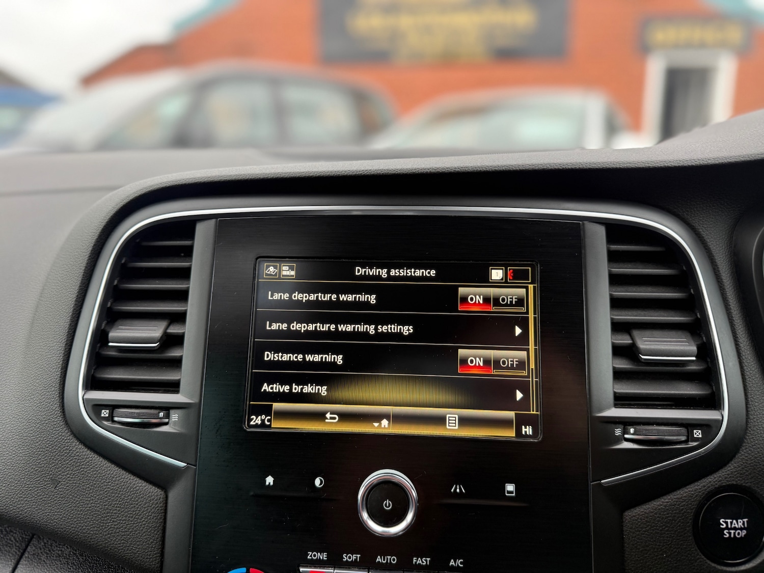 Used Renault Megane 2020 for sale - 77483795: Photo 19