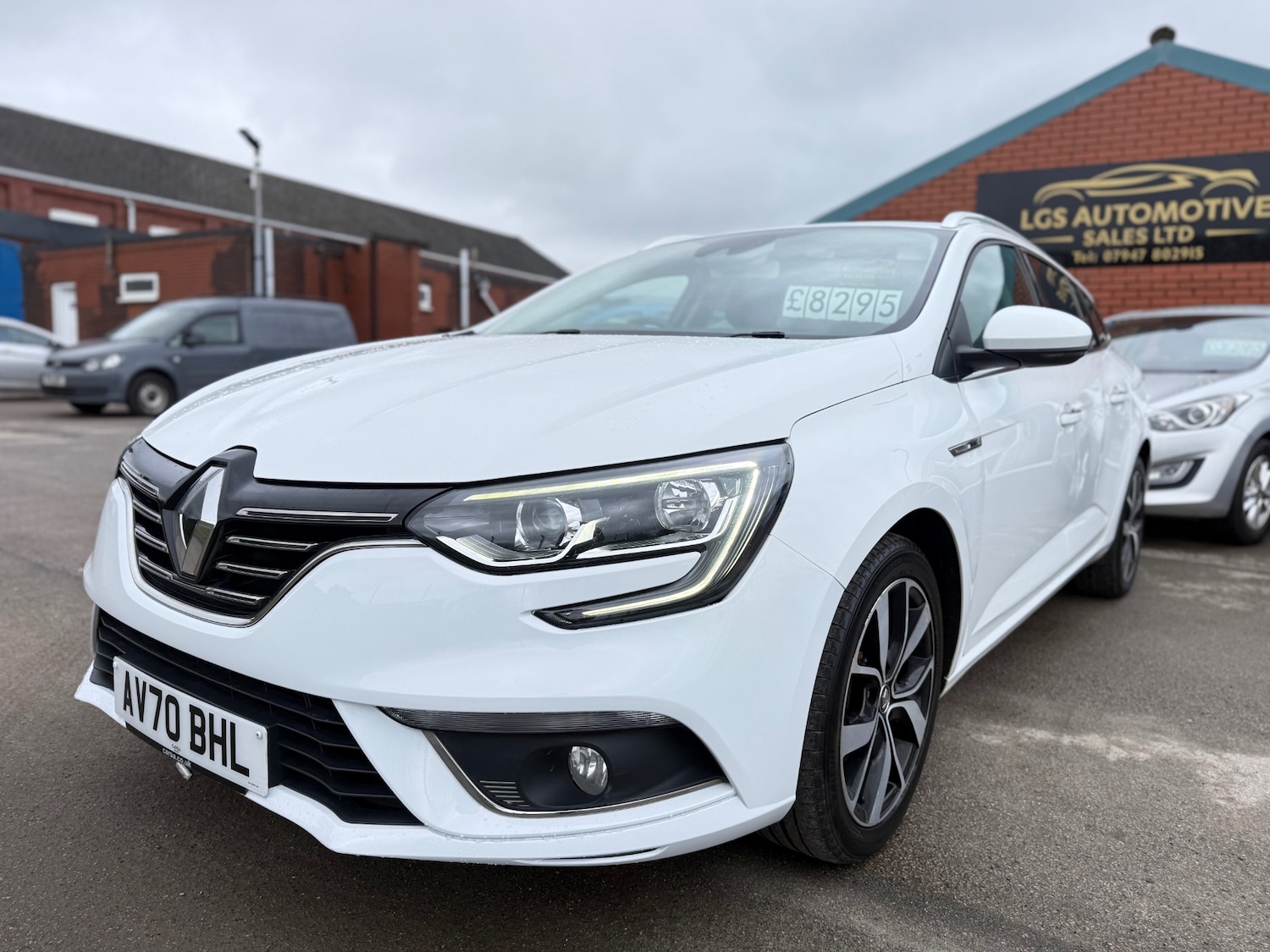 Used Renault Megane 2020 for sale - 77483795: Photo 3