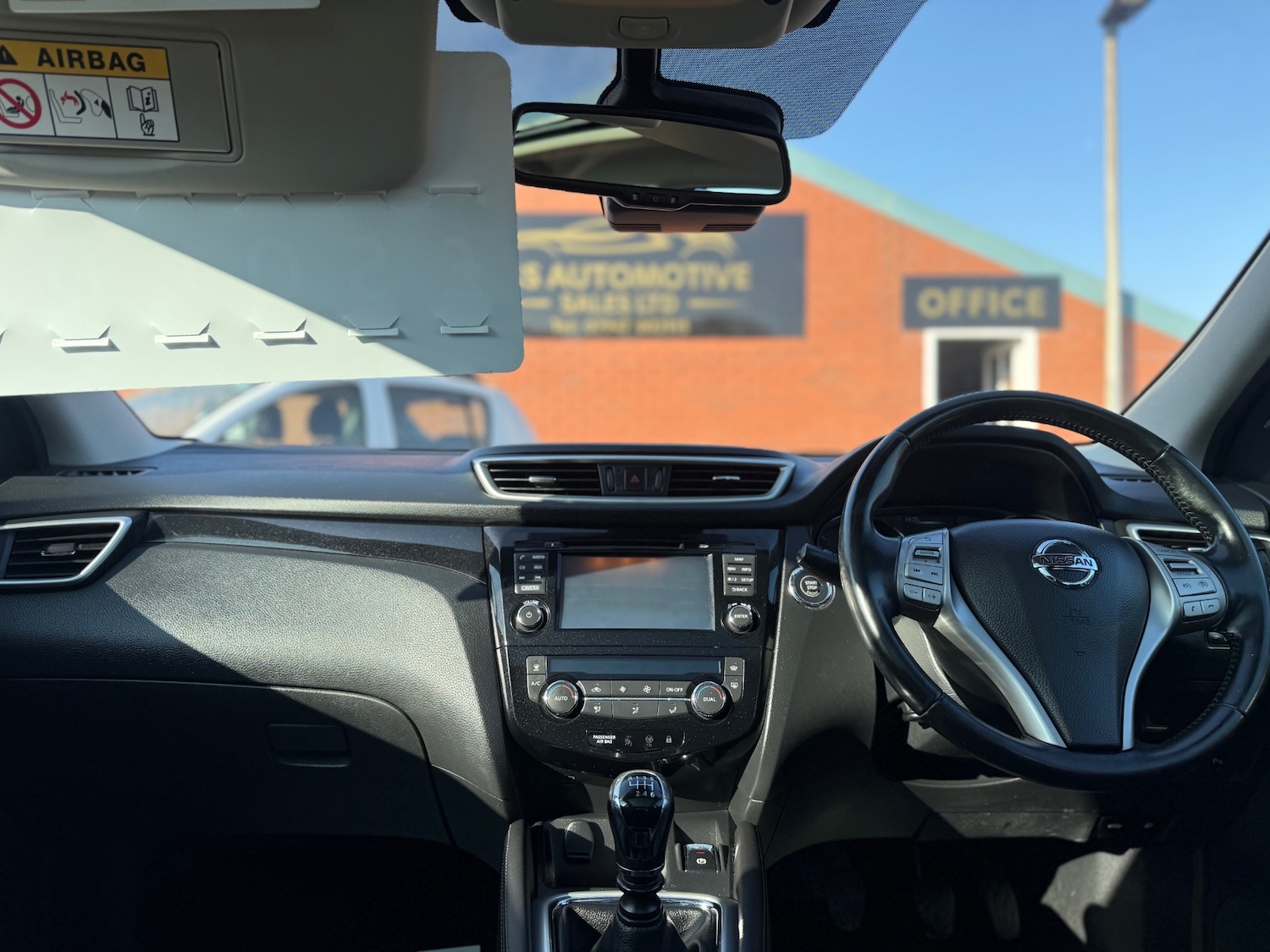 Used Nissan Qashqai 2014 for sale - 77766803: Photo 14