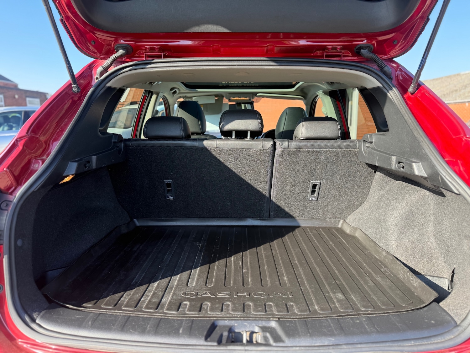 Used Nissan Qashqai 2014 for sale - 77766803: Photo 20