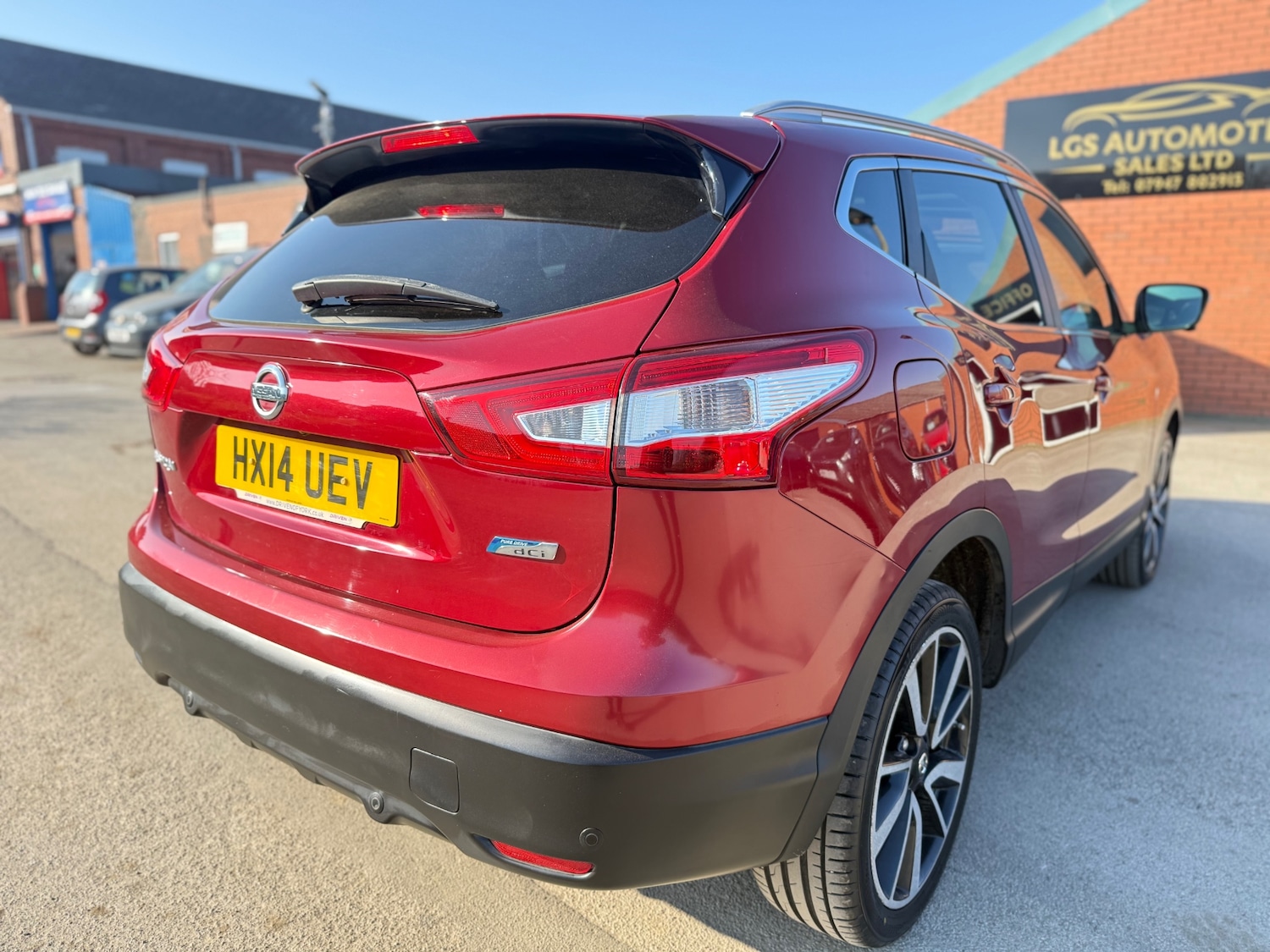 Used Nissan Qashqai 2014 for sale - 77766803: Photo 8