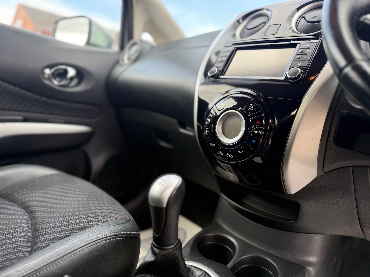 Used Nissan Note 2016 for sale - 77656487: Photo 11