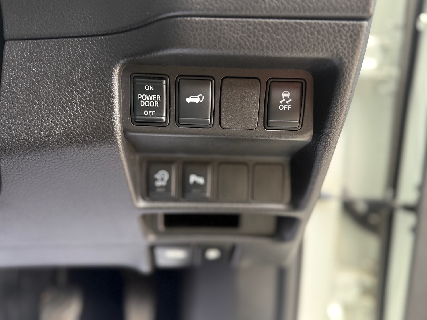 Used Nissan X-Trail 2017 for sale - 76041115: Photo 18