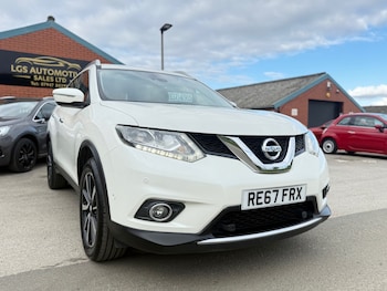 2017 (67) - 1.6 dCi Tekna SE 5dr 4WD