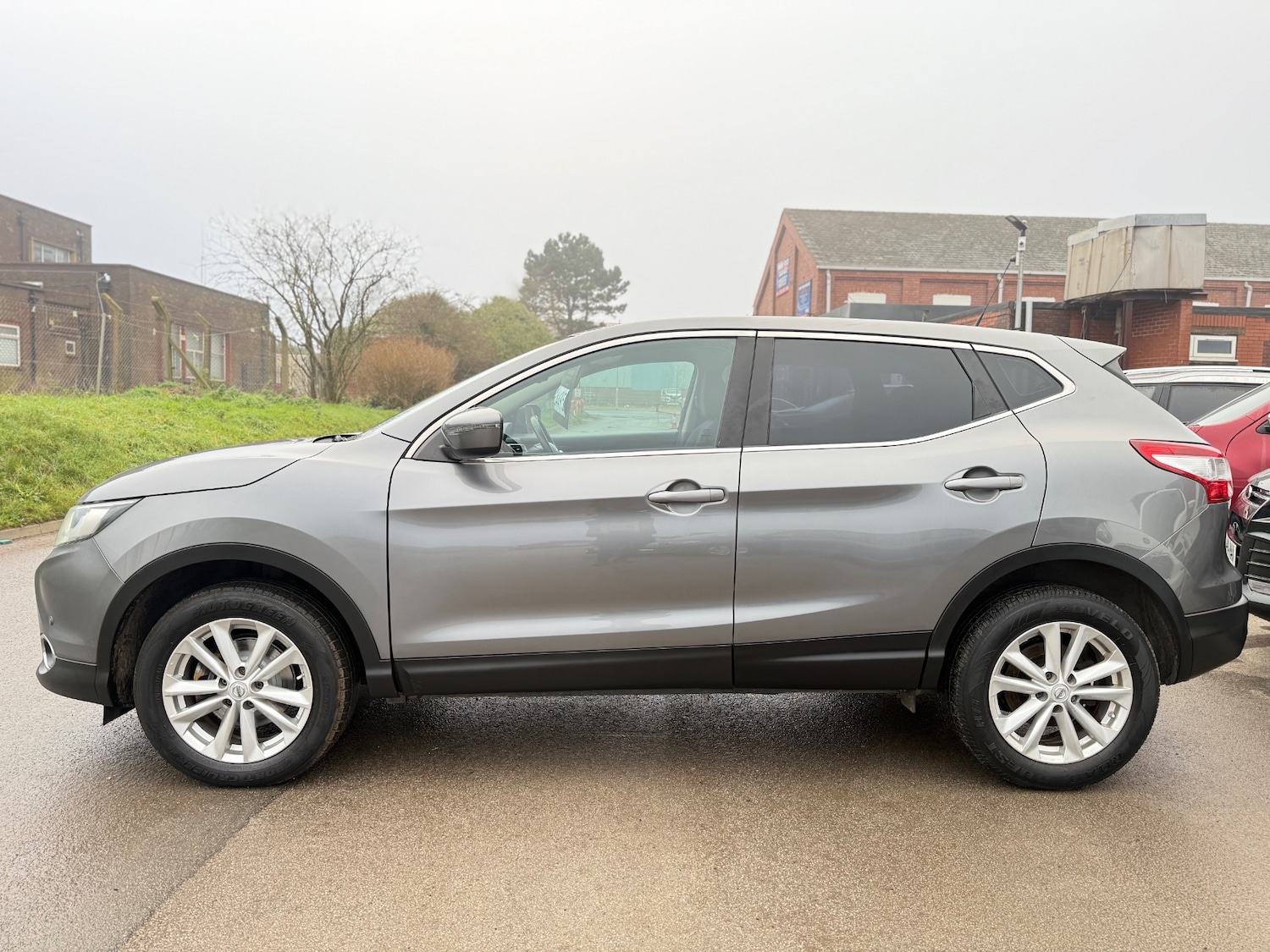 Used Nissan Qashqai 2015 for sale - 77015003: Photo 4