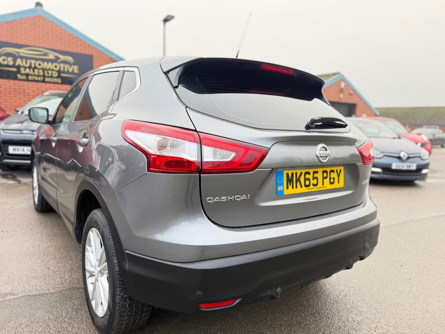 Used Nissan Qashqai 2015 for sale - 77015003: Photo 6