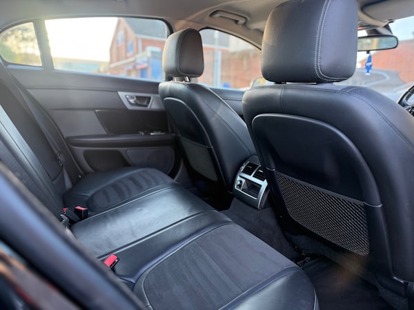 Used Jaguar XF 2012 for sale - 76058266: Photo 17