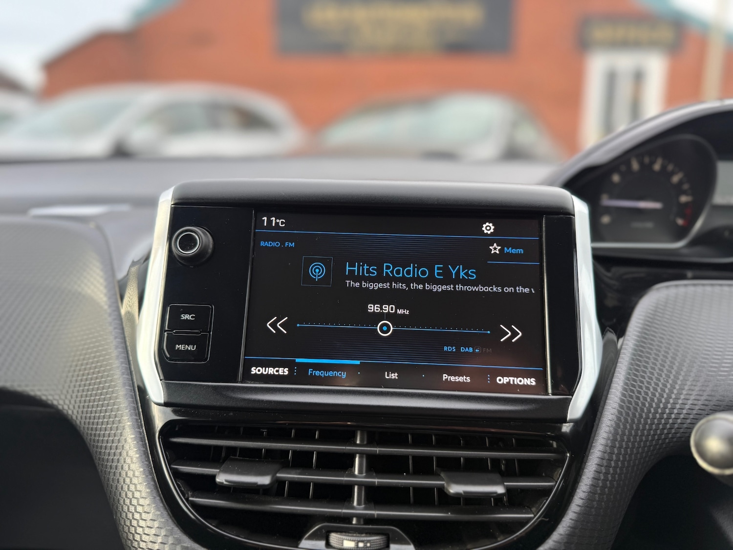 Used Peugeot 208 2017 for sale - 77906814: Photo 12