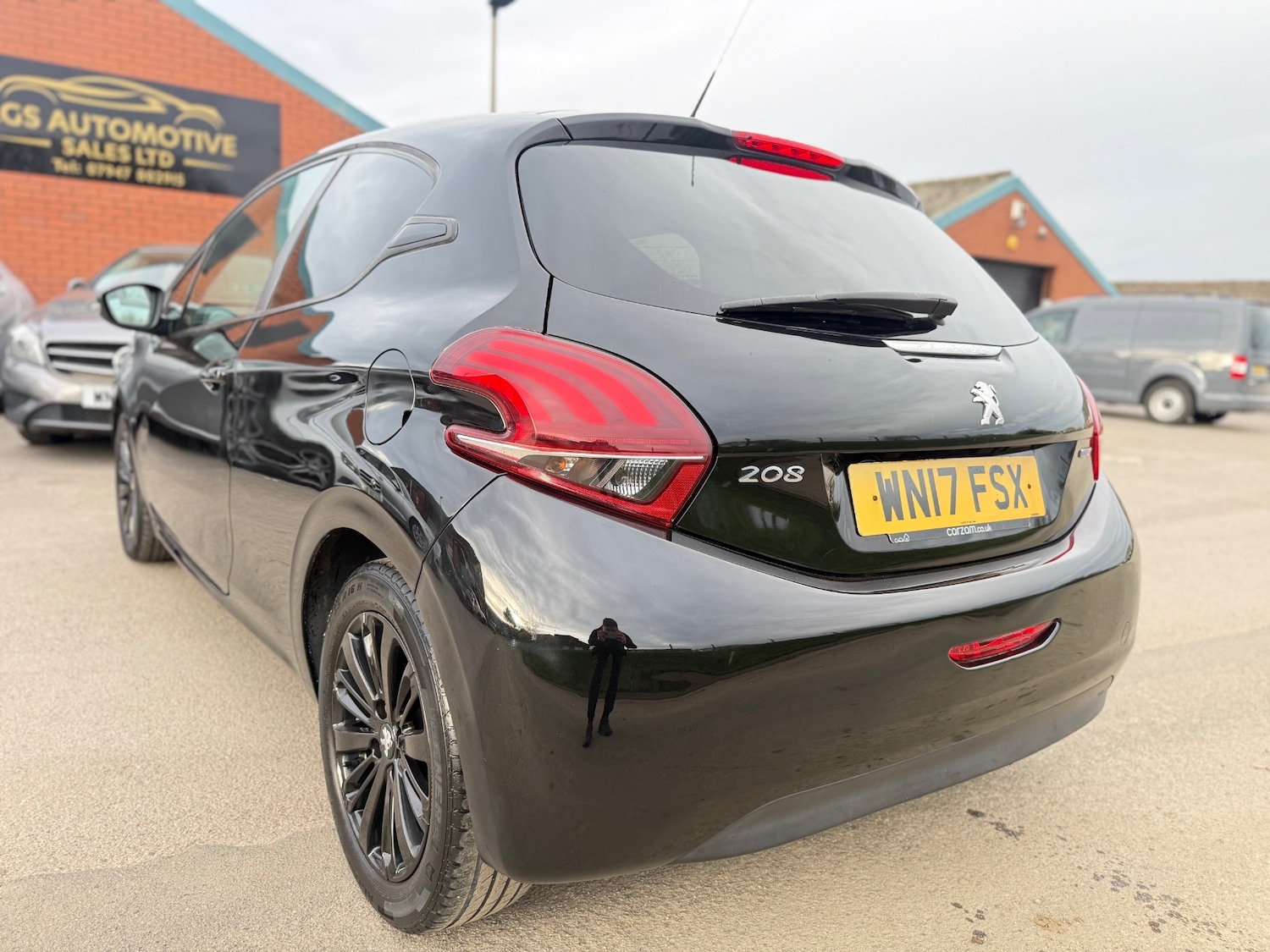 Used Peugeot 208 2017 for sale - 77906814: Photo 6