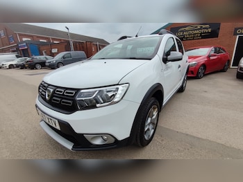 Used Dacia Sandero Stepway 2017 for sale - 78968198: Photo