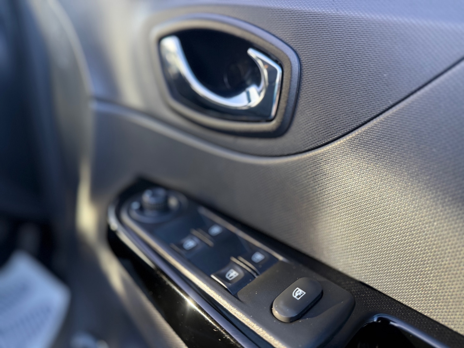 Used Renault Captur 2015 for sale - 77558435: Photo 10