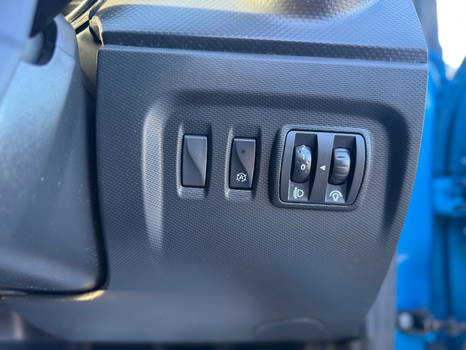 Used Renault Captur 2015 for sale - 77558435: Photo 11