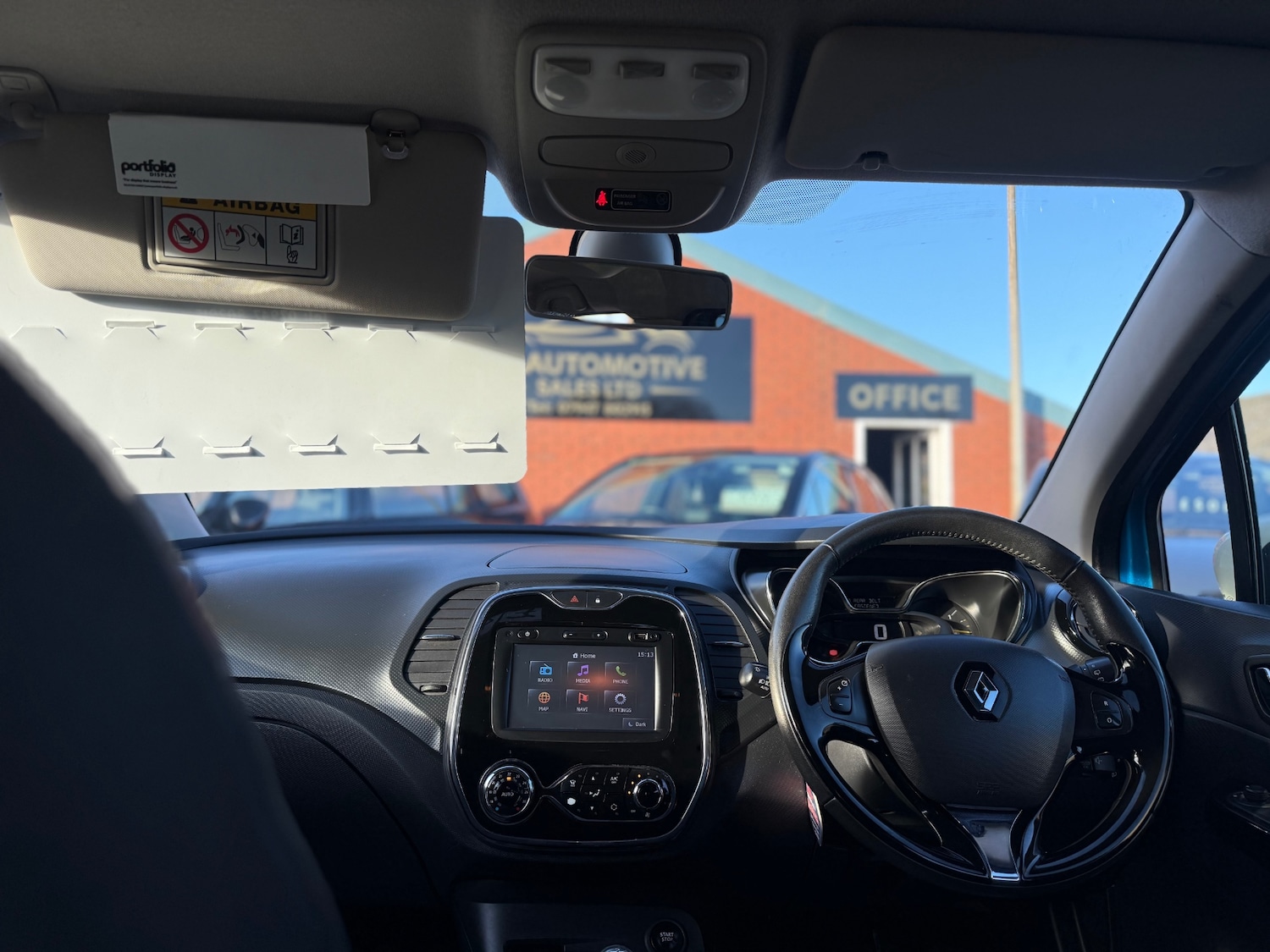 Used Renault Captur 2015 for sale - 77558435: Photo 12