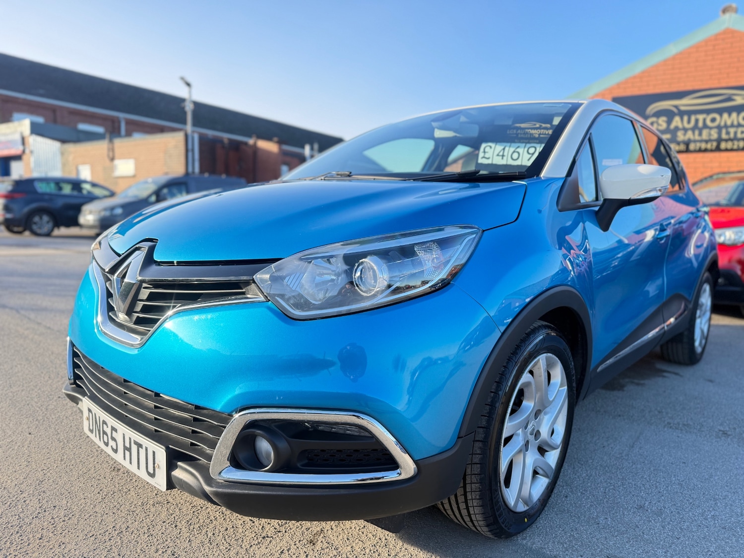 Used Renault Captur 2015 for sale - 77558435: Photo 3