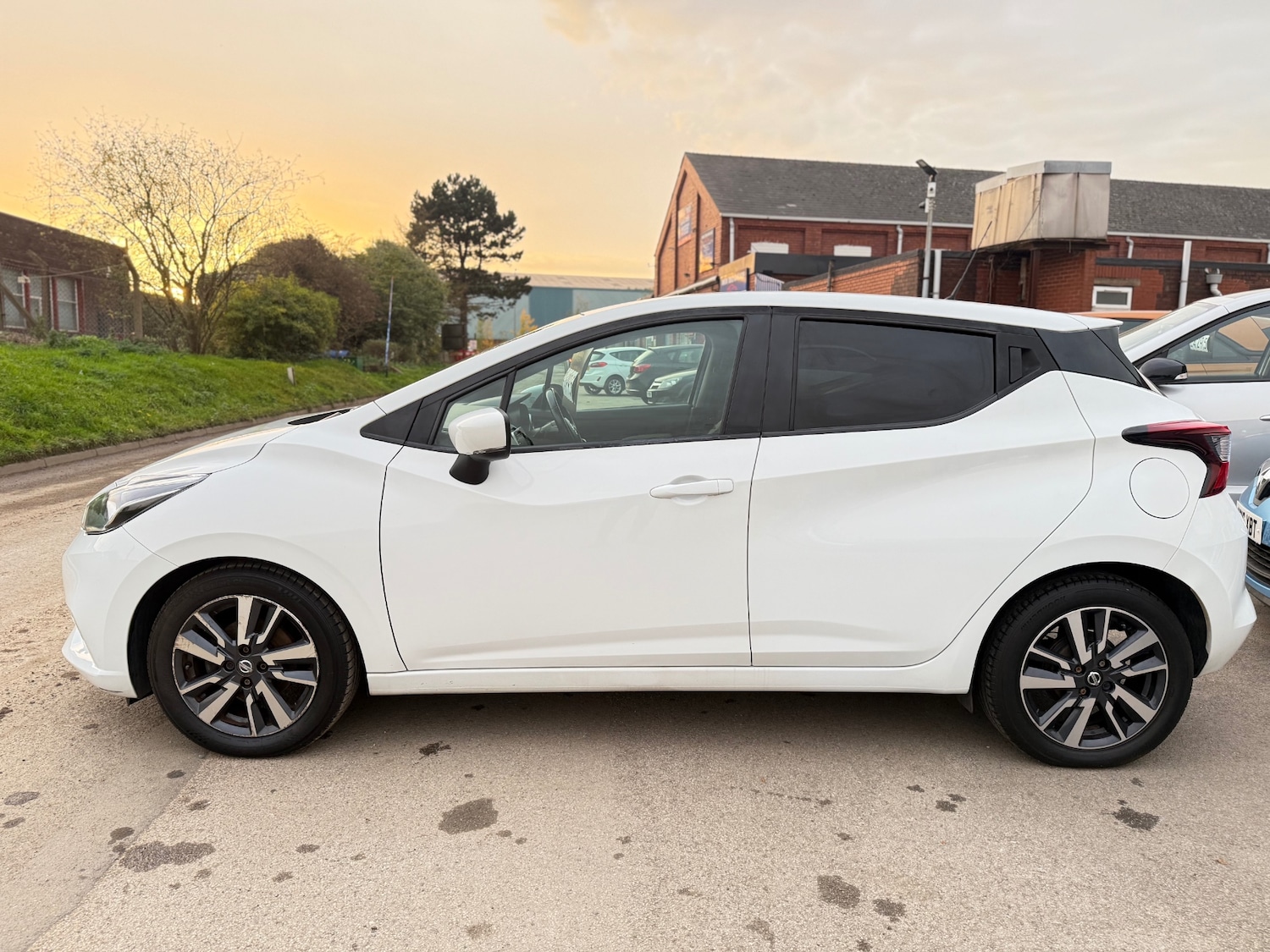 Used Nissan Micra 2017 for sale - 76497209: Photo 4