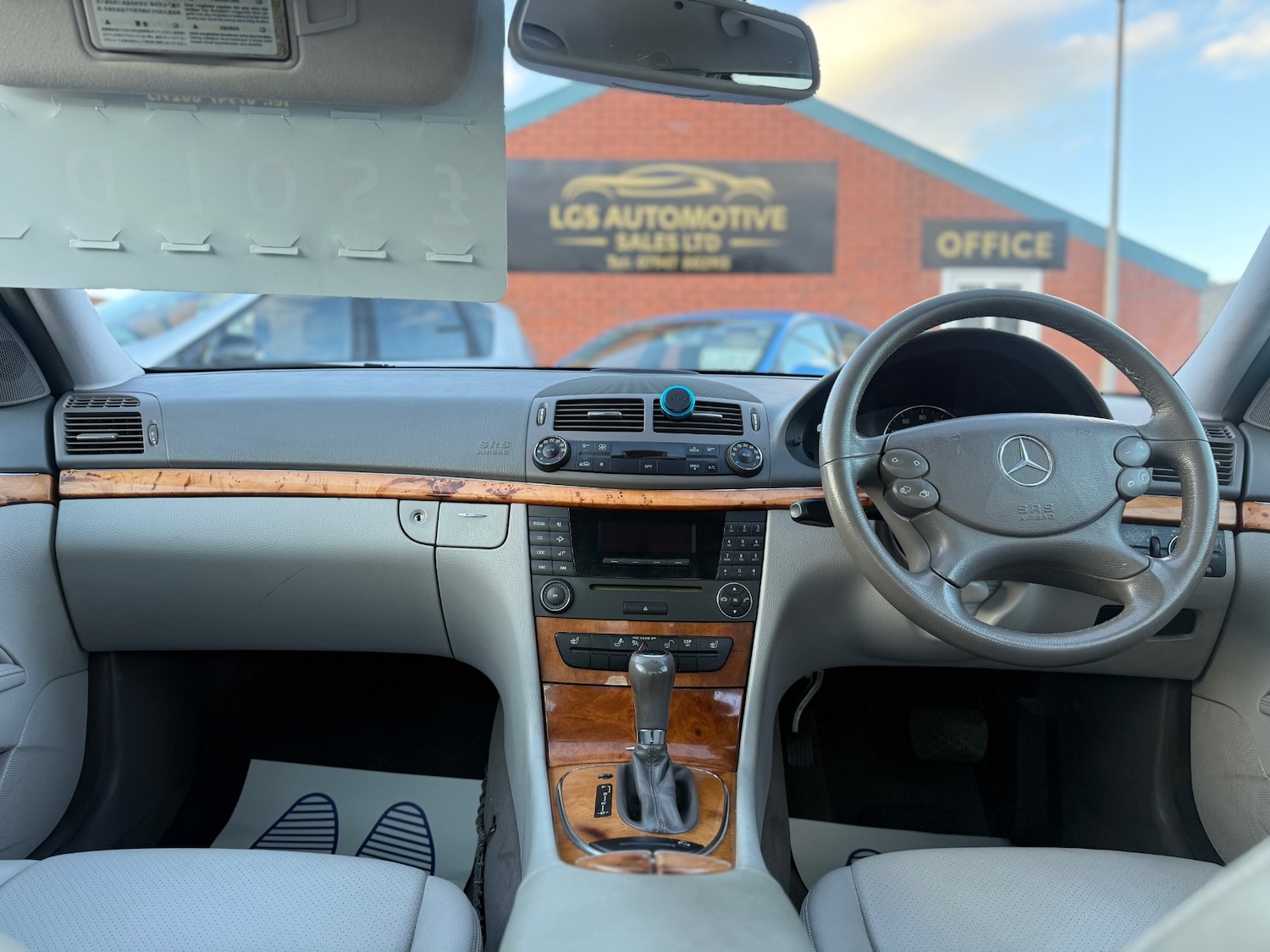 Used Mercedes-Benz E Class 2008 for sale - 76396729: Photo 12