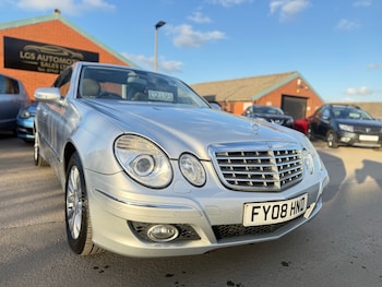 Used Mercedes-Benz E Class 2008 for sale - 76396729: Photo