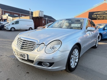 Used Mercedes-Benz E Class 2008 for sale - 76396729: Photo