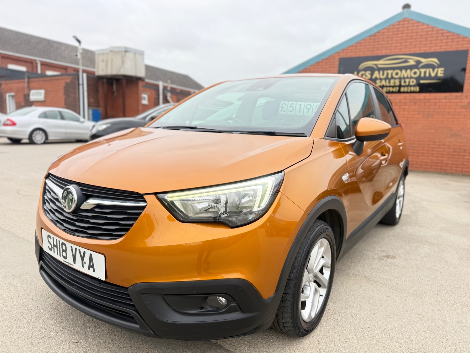Used Vauxhall Crossland X 2018 for sale - 76596109: Photo 3