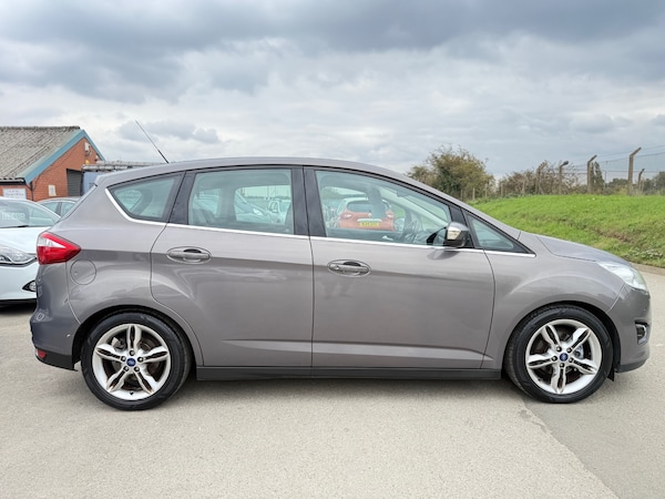 Used Ford C-Max 2015 for sale - 76098392: Photo 5