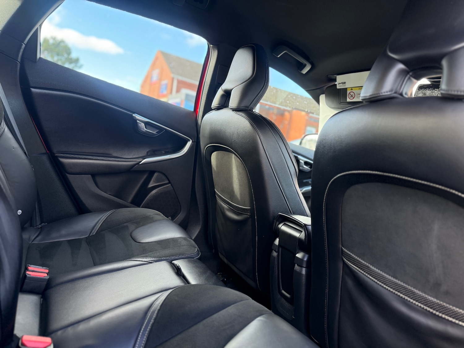 Used Volvo V40 2015 for sale - 77572960: Photo 20